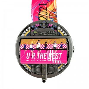 قام موردو الميداليات الرياضية بتخصيص مصنع ميداليات ميداليات ميدالي